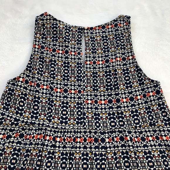 H&M, Geometric Design Sleeveless Dress, Size 4 - Picture 13 of 16